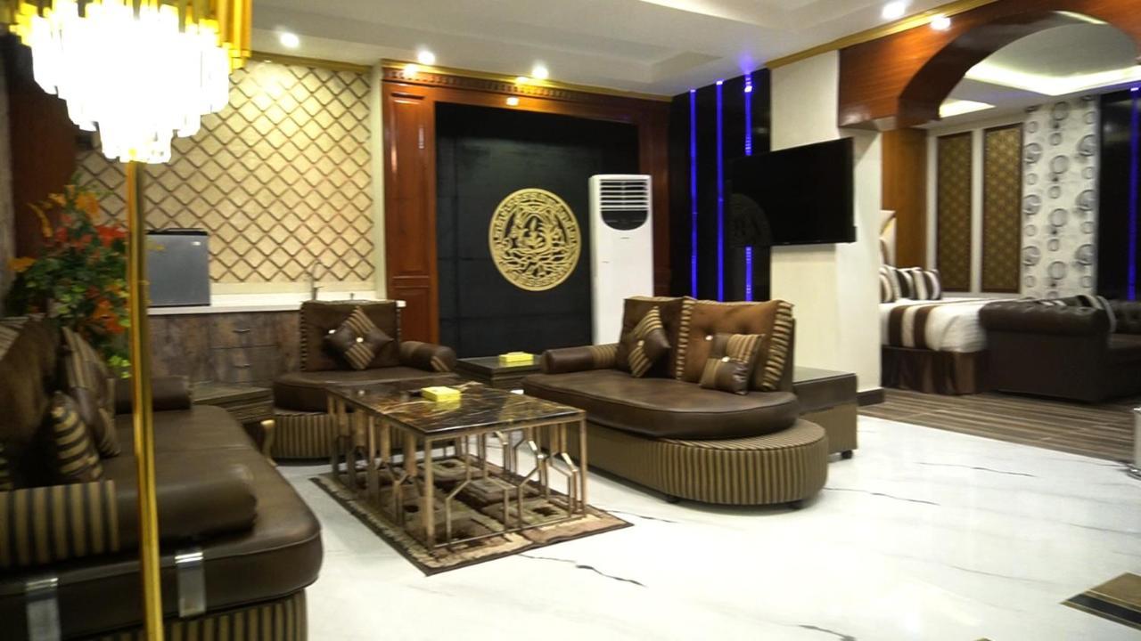 Hilton Suites Лахор Екстер'єр фото